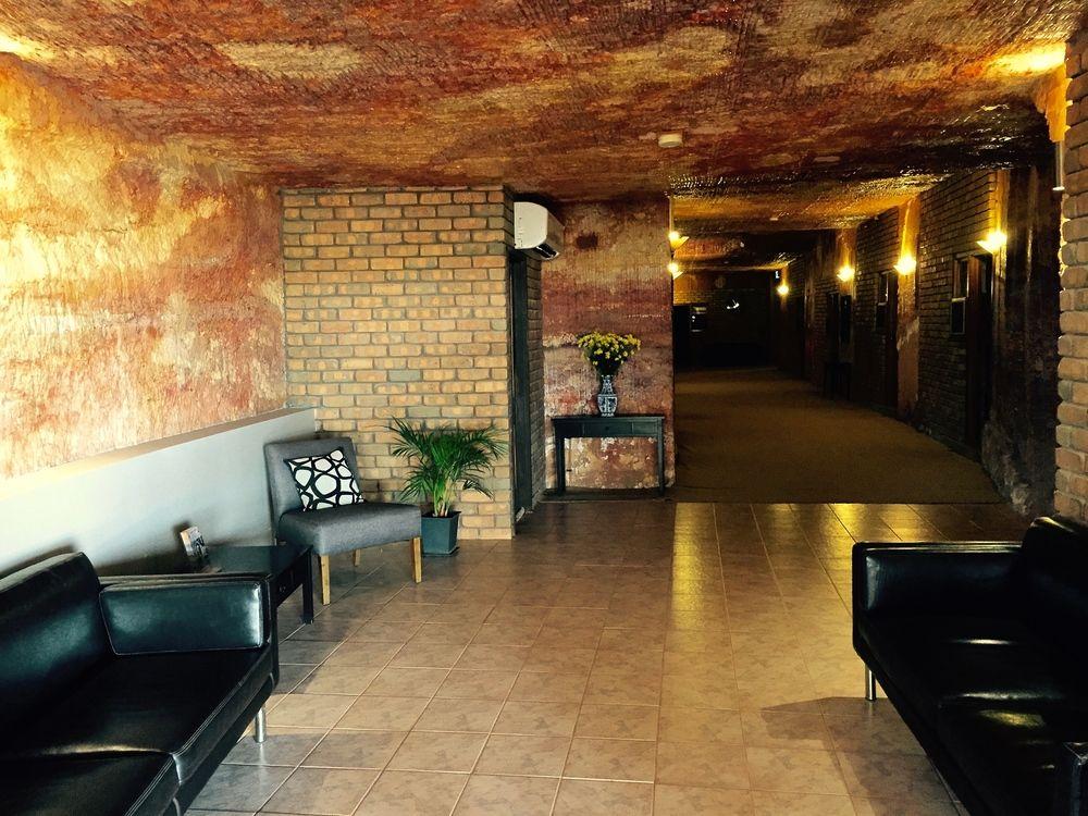 The Lookout Cave Underground Motel Coober Pedy Luaran gambar