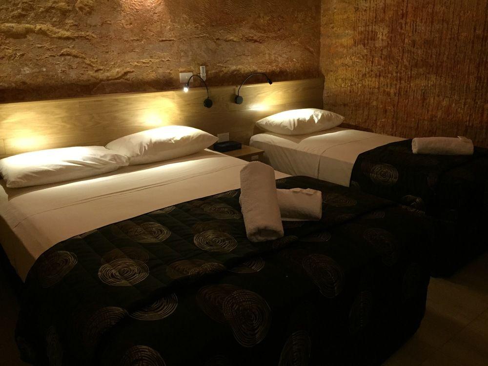 The Lookout Cave Underground Motel Coober Pedy Luaran gambar