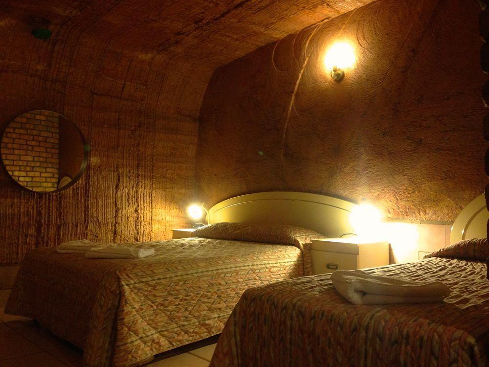 The Lookout Cave Underground Motel Coober Pedy Luaran gambar
