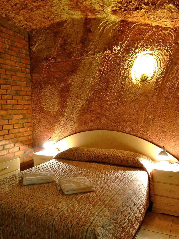 The Lookout Cave Underground Motel Coober Pedy Luaran gambar