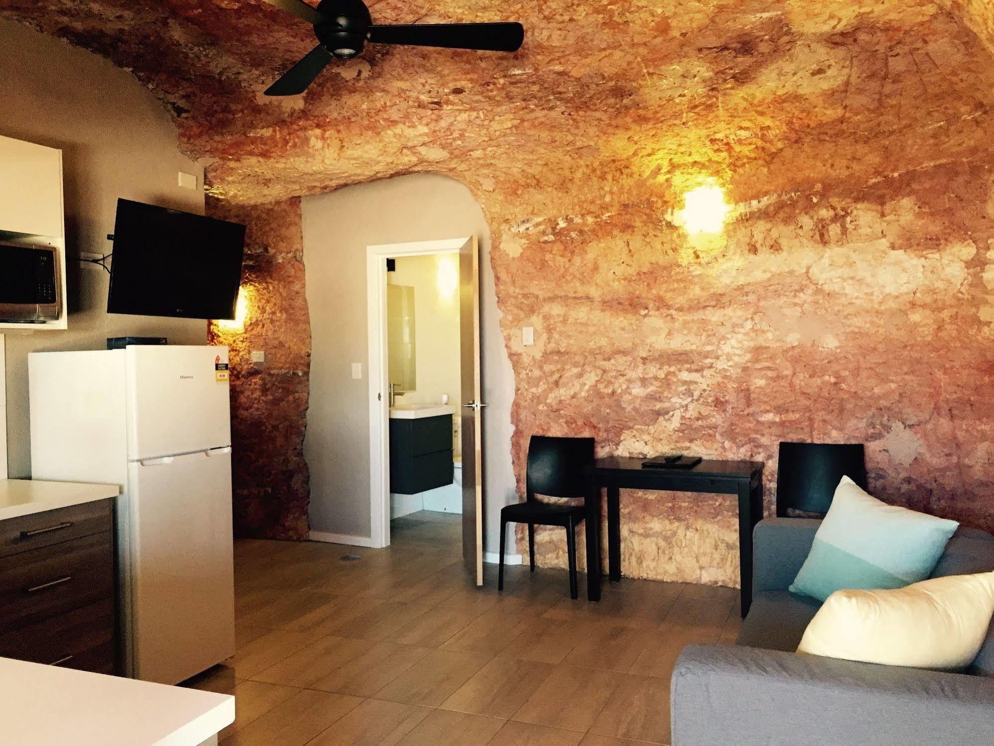 The Lookout Cave Underground Motel Coober Pedy Luaran gambar